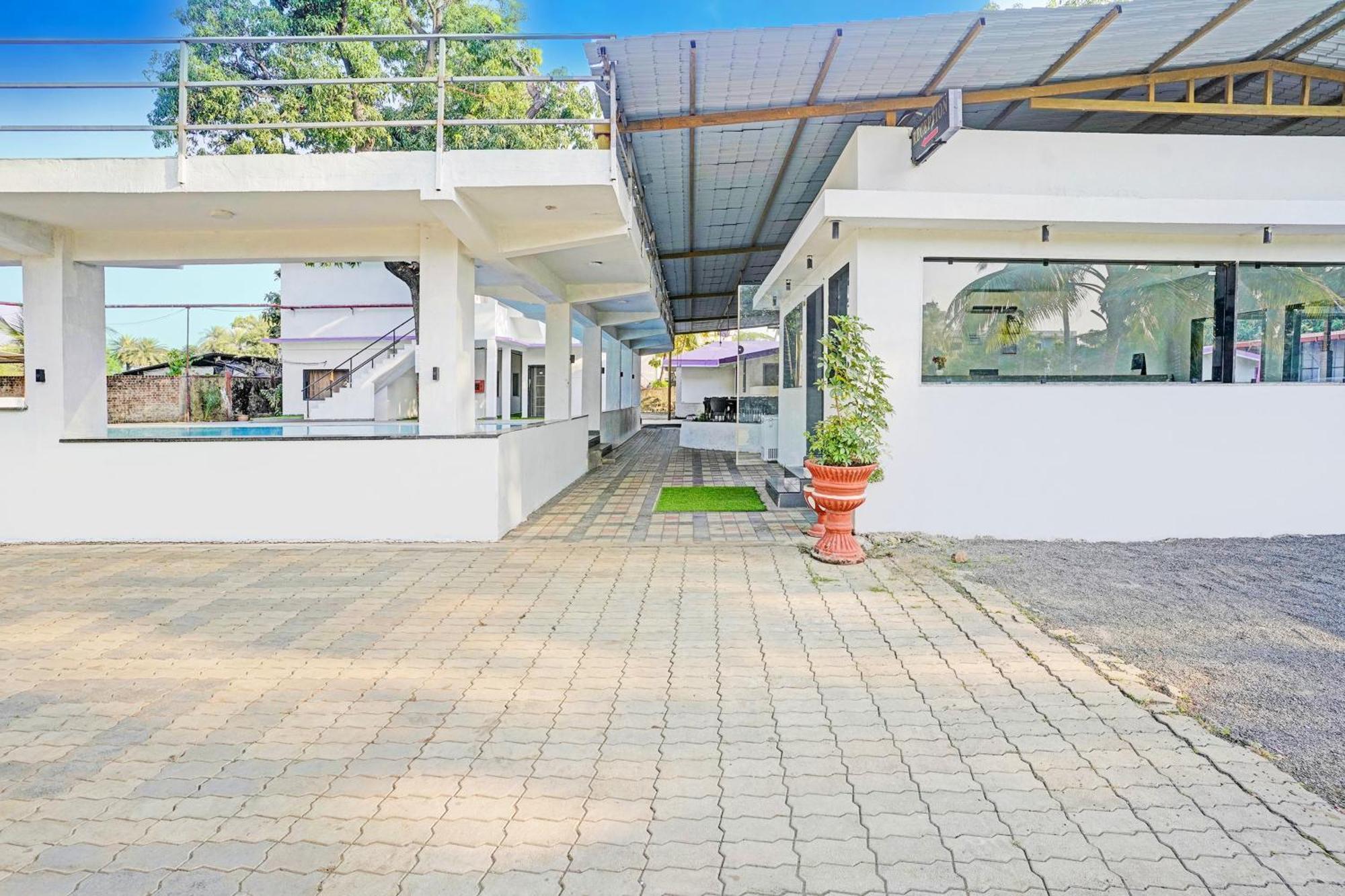 Hotel O Summer House Daman Extérieur photo